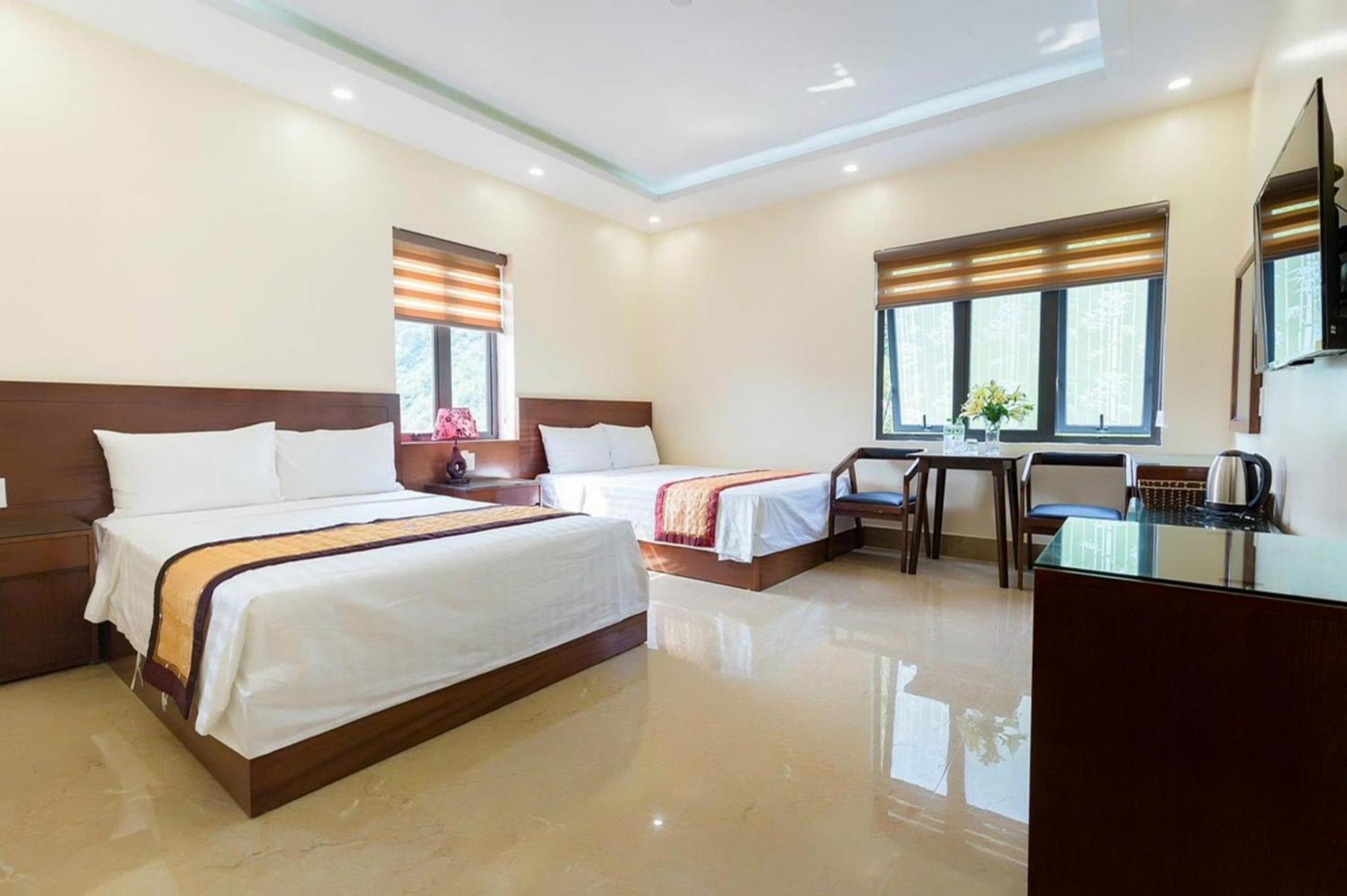 Aroma Cat Ba Sea View Hotel Chan Chau Habitación foto